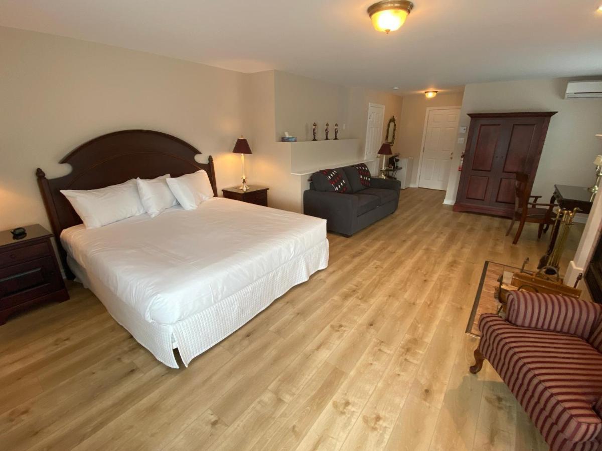 Auberge Le Tricorne North Hatley Eksteriør bilde
