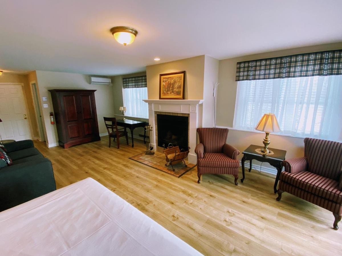 Auberge Le Tricorne North Hatley Eksteriør bilde