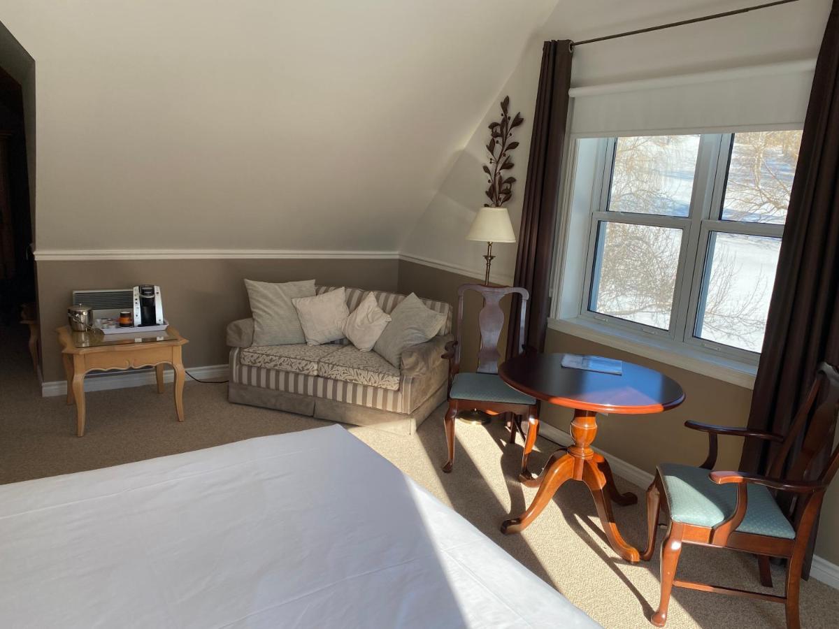 Auberge Le Tricorne North Hatley Eksteriør bilde